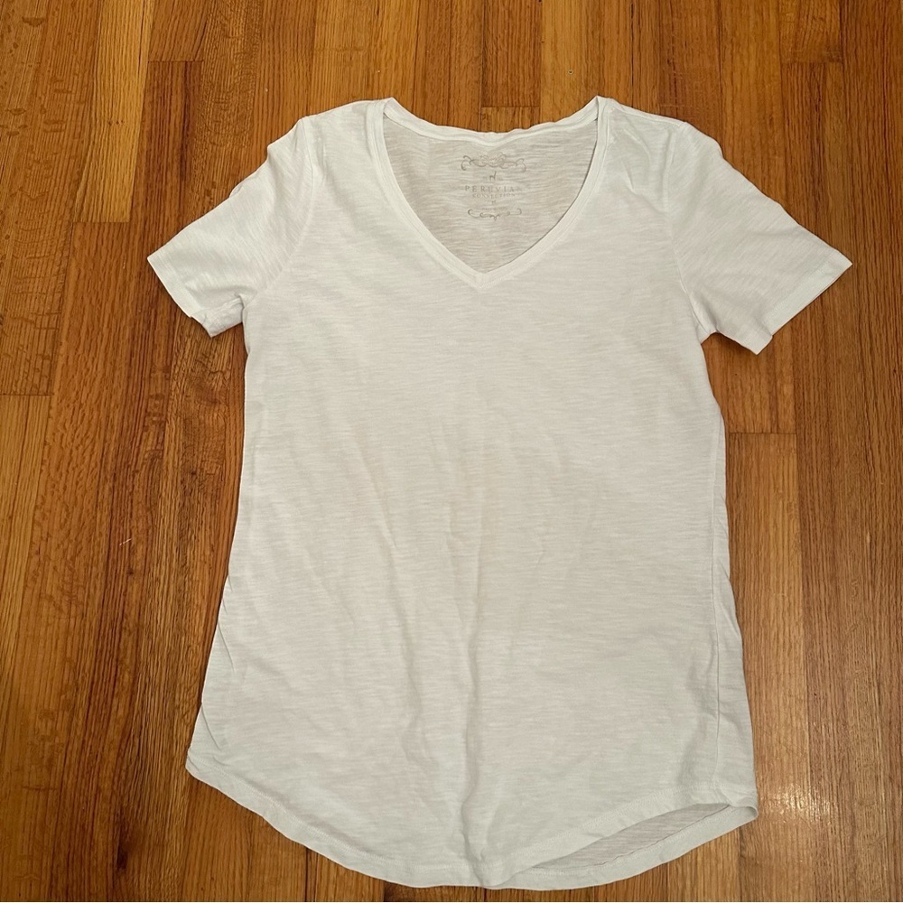 Peruvian connection Tee Size Medium (g8)